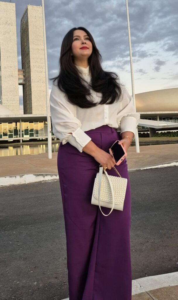 Marcielle-Vale-em-Congresso-Nacional-608x1024 COP30 em Belém expõe contradições do discurso verde e da política ambiental do governo Lula