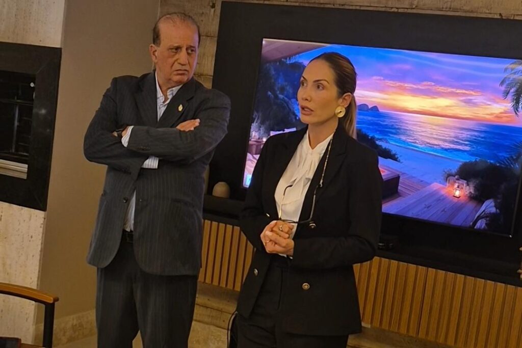 Augusto-Nardes-e-Cris-Nardes.-FT.-Mael-Vale-1024x683 Combate à corrupção e implementação da Governança Pública pautam pré-candidatura de Cris Nardes